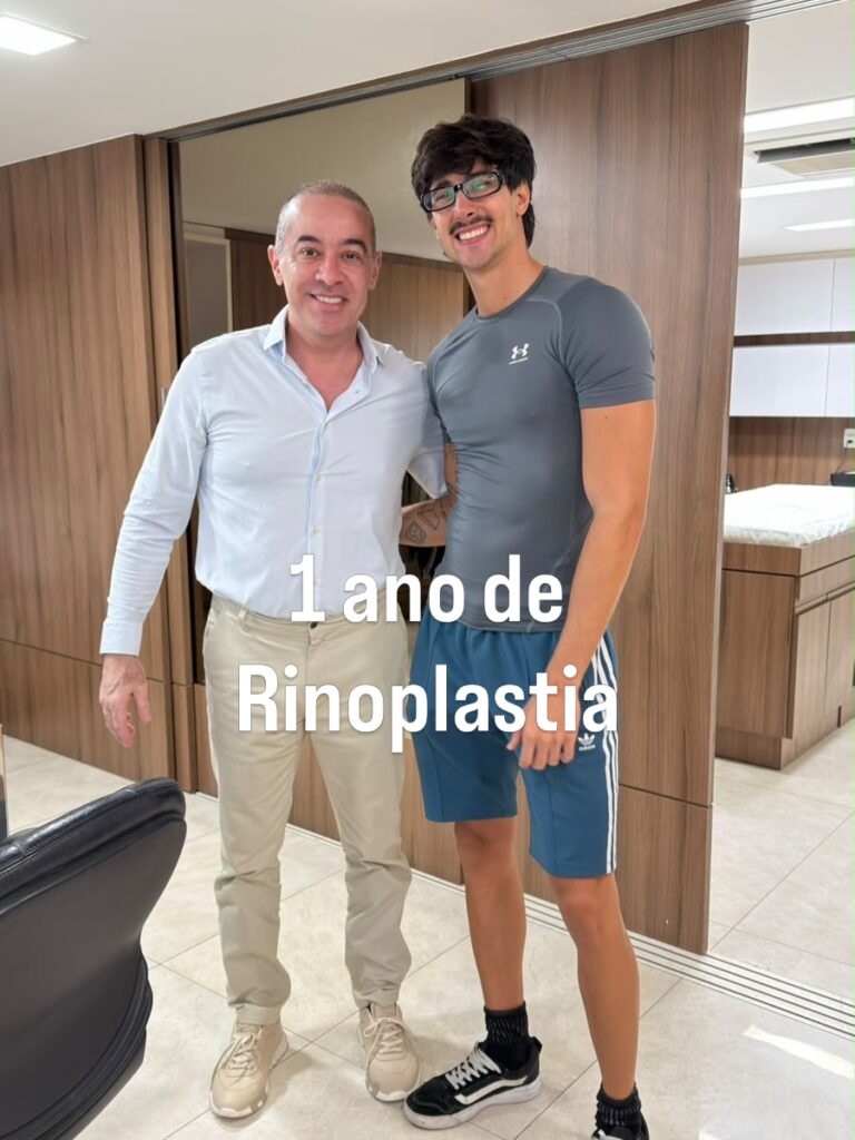 Instagram post from drglaucoalmeida. This post is in position 1.