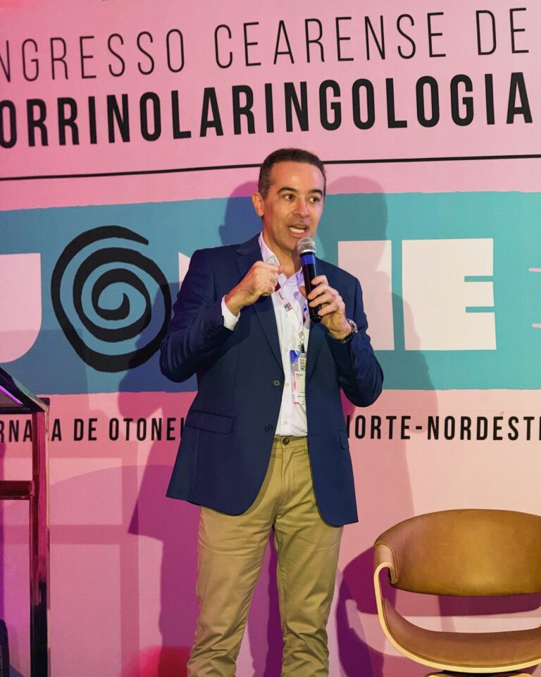 Instagram post from drglaucoalmeida. This post is in position 1.