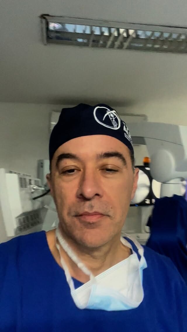 Instagram post from drglaucoalmeida. This post is in position 4.